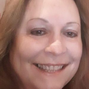 Meet your Posher, Debra